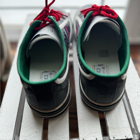Gucci Men’s Sneakers With Box - Picture 7 of 10